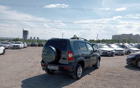 Chevrolet Niva I рестайлинг, 2016 год, 815 000 рублей, 2 фотография