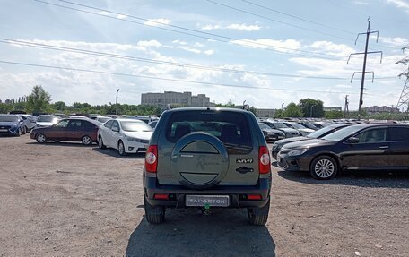 Chevrolet Niva I рестайлинг, 2016 год, 815 000 рублей, 4 фотография