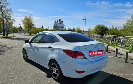 Hyundai Solaris II рестайлинг, 2012 год, 950 000 рублей, 8 фотография