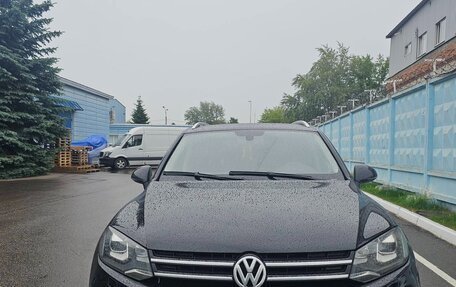 Volkswagen Touareg III, 2012 год, 2 190 000 рублей, 2 фотография