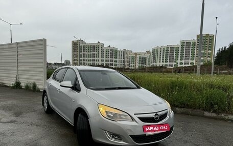 Opel Astra J, 2012 год, 810 000 рублей, 2 фотография