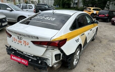 Hyundai Sonata VII, 2019 год, 1 200 000 рублей, 5 фотография