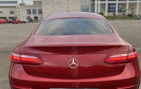 Mercedes-Benz E-Класс, 2018 год, 5 088 000 рублей, 16 фотография