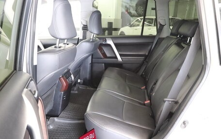 Toyota Land Cruiser Prado 150 рестайлинг 2, 2014 год, 3 950 000 рублей, 19 фотография