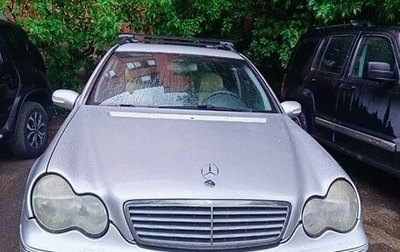 Mercedes-Benz C-Класс, 2001 год, 500 000 рублей, 1 фотография