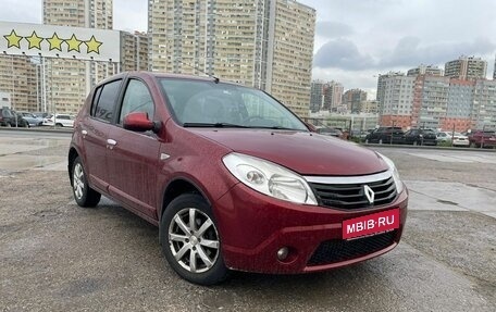 Renault Sandero I, 2012 год, 749 000 рублей, 1 фотография