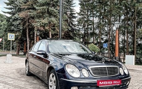 Mercedes-Benz E-Класс, 2004 год, 780 000 рублей, 2 фотография