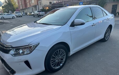 Toyota Camry, 2014 год, 1 925 000 рублей, 3 фотография