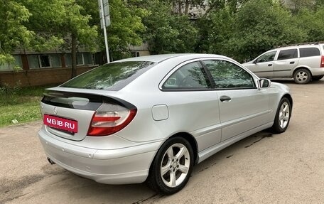 Mercedes-Benz C-Класс, 2005 год, 590 000 рублей, 7 фотография