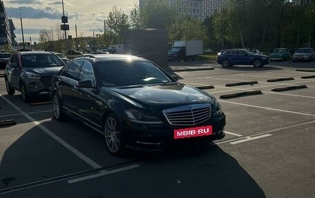 Mercedes-Benz S-Класс, 2009 год, 1 600 000 рублей, 2 фотография