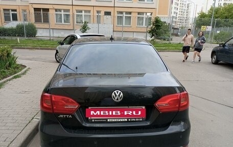 Volkswagen Jetta VI, 2012 год, 900 000 рублей, 3 фотография