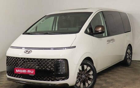 Hyundai Staria, 2024 год, 9 390 000 рублей, 1 фотография