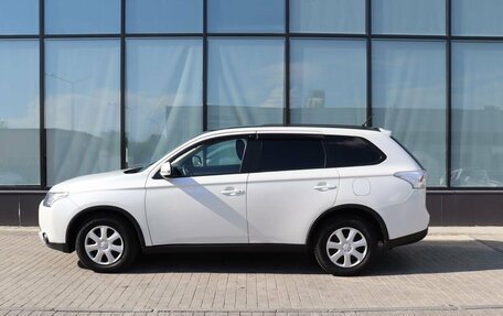 Mitsubishi Outlander III рестайлинг 3, 2014 год, 1 400 000 рублей, 2 фотография