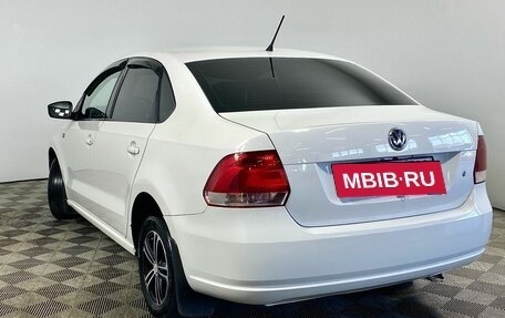 Volkswagen Polo VI (EU Market), 2013 год, 666 000 рублей, 3 фотография