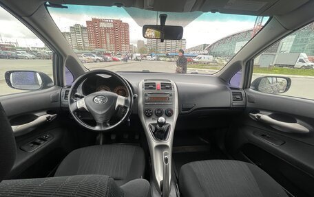 Toyota Auris II, 2008 год, 740 000 рублей, 11 фотография