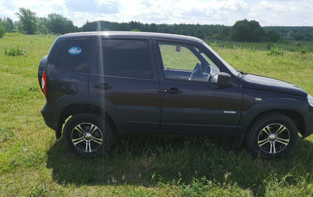 Chevrolet Niva I рестайлинг, 2012 год, 540 000 рублей, 2 фотография