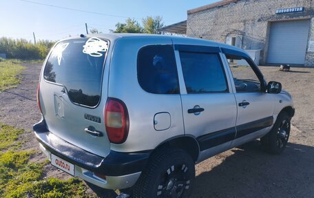 Chevrolet Niva I рестайлинг, 2003 год, 400 000 рублей, 3 фотография