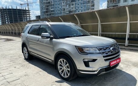 Ford Explorer VI, 2018 год, 3 450 000 рублей, 1 фотография