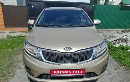 KIA Rio III рестайлинг, 2013 год, 1 050 000 рублей, 1 фотография