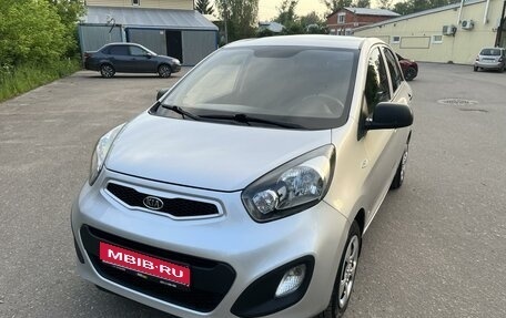 KIA Picanto II, 2012 год, 718 000 рублей, 1 фотография