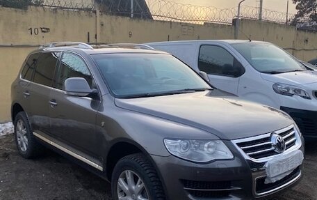 Volkswagen Touareg III, 2007 год, 1 650 000 рублей, 3 фотография