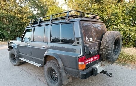 Nissan Patrol, 1992 год, 1 800 000 рублей, 3 фотография