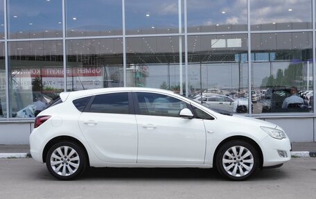 Opel Astra J, 2010 год, 999 000 рублей, 5 фотография