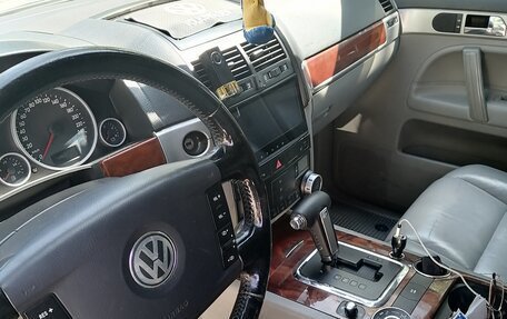 Volkswagen Touareg III, 2006 год, 1 250 000 рублей, 5 фотография