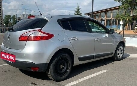 Renault Megane III, 2011 год, 625 000 рублей, 3 фотография