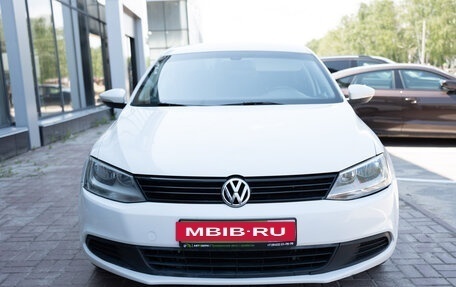 Volkswagen Jetta VI, 2013 год, 992 000 рублей, 8 фотография