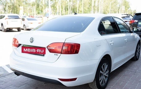 Volkswagen Jetta VI, 2013 год, 992 000 рублей, 5 фотография