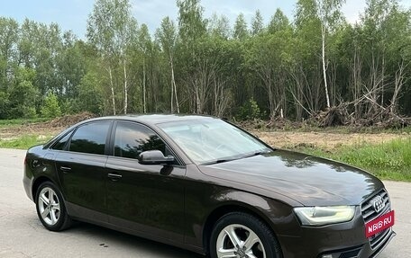Audi A4, 2012 год, 1 850 000 рублей, 6 фотография
