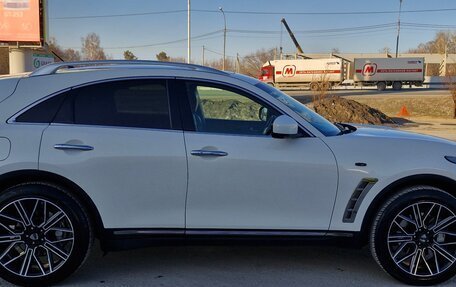 Infiniti FX II, 2010 год, 2 090 000 рублей, 7 фотография