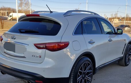 Infiniti FX II, 2010 год, 2 090 000 рублей, 11 фотография