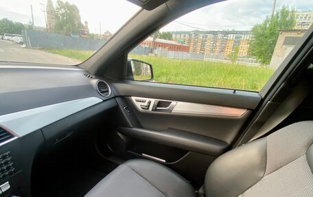 Mercedes-Benz C-Класс, 2012 год, 1 800 000 рублей, 8 фотография