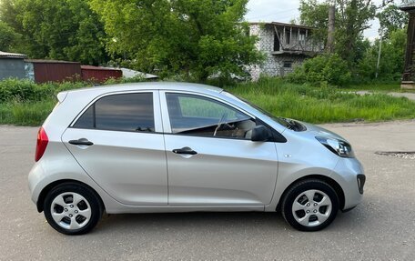 KIA Picanto II, 2012 год, 718 000 рублей, 4 фотография