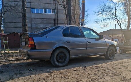 Nissan Primera II рестайлинг, 1992 год, 150 000 рублей, 1 фотография