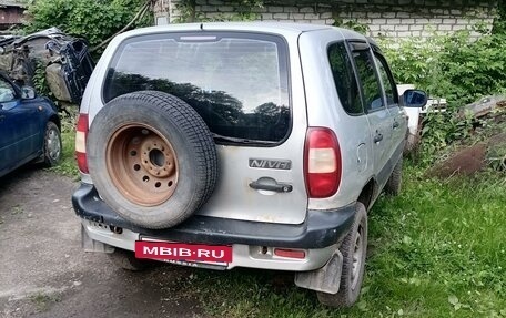 Chevrolet Niva I рестайлинг, 2004 год, 230 000 рублей, 3 фотография