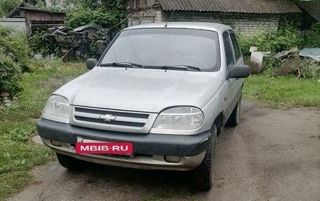 Chevrolet Niva I рестайлинг, 2004 год, 230 000 рублей, 8 фотография