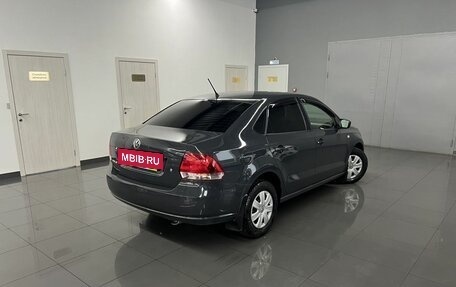 Volkswagen Polo VI (EU Market), 2013 год, 895 000 рублей, 2 фотография