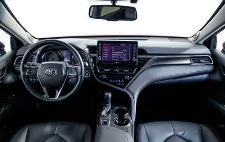 Toyota Camry, 2021 год, 3 389 000 рублей, 11 фотография