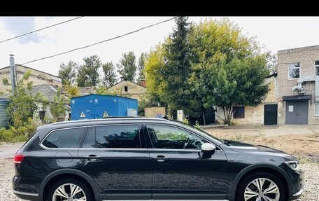 Volkswagen Passat B8 рестайлинг, 2018 год, 3 300 000 рублей, 4 фотография
