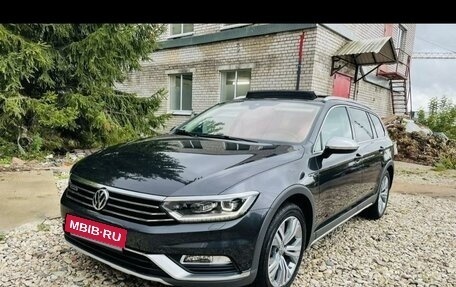 Volkswagen Passat B8 рестайлинг, 2018 год, 3 300 000 рублей, 7 фотография