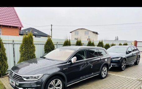 Volkswagen Passat B8 рестайлинг, 2018 год, 3 300 000 рублей, 25 фотография