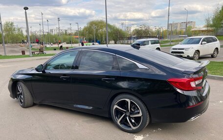 Honda Accord IX рестайлинг, 2022 год, 2 800 000 рублей, 14 фотография