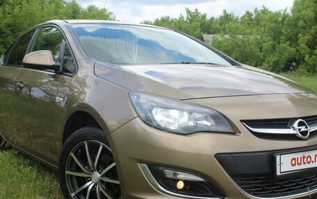 Opel Astra J, 2014 год, 1 050 000 рублей, 5 фотография