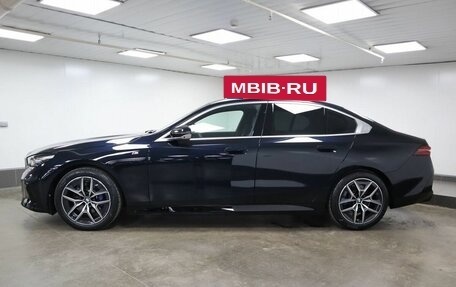 BMW 5 серия, 2023 год, 10 902 769 рублей, 5 фотография