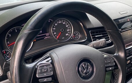 Volkswagen Touareg III, 2011 год, 2 130 000 рублей, 17 фотография