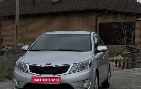 KIA Rio III рестайлинг, 2012 год, 880 000 рублей, 4 фотография