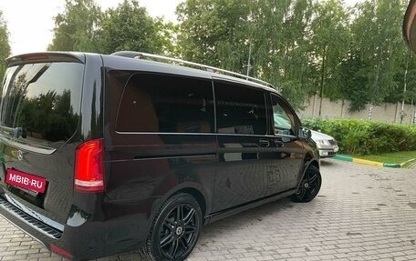 Mercedes-Benz V-Класс, 2019 год, 6 600 000 рублей, 3 фотография